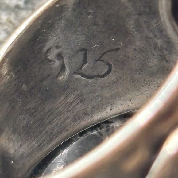 Citrine Gemstone Ring on Sterling Silver Band Size 5 8.93 g - Picture 5 of 14